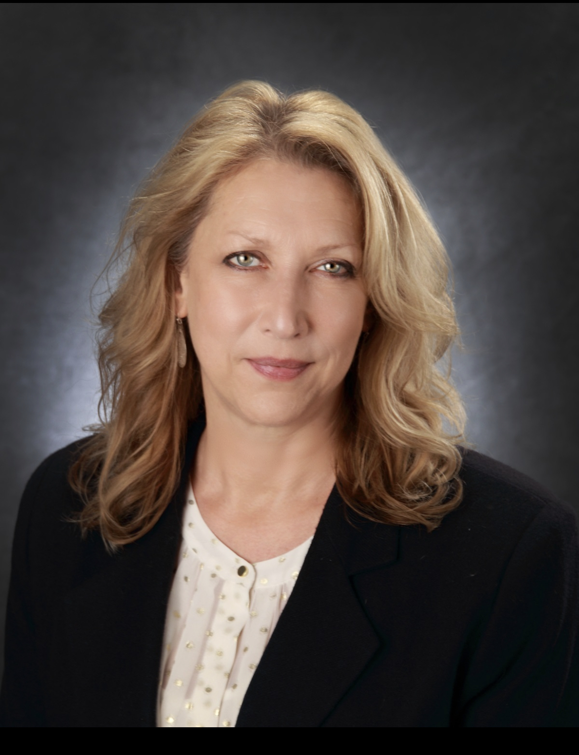Stephanie Seely, Real Estate Salesperson in New Franklin, Schmidt Family of Companies
