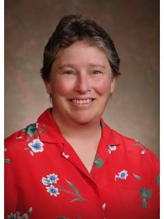 Shelly Tomlinson, Associate Real Estate Broker in Janesville, Affiliated
