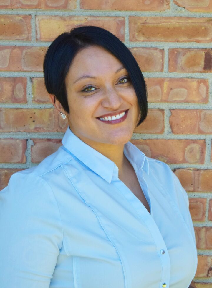 Stephanie Castaneda, Real Estate Salesperson in Greenfield, Homesale Realty