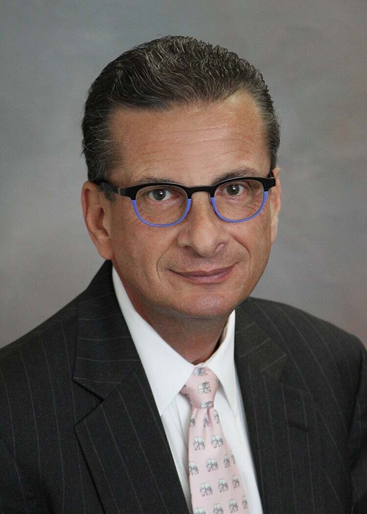Steven Luciano, Associate Real Estate Broker in Sewell, Maturo