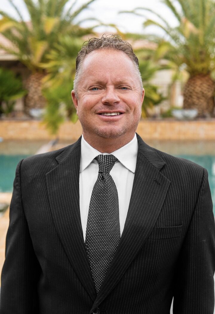 Andrew Hopkins,  in Las Vegas, Windermere