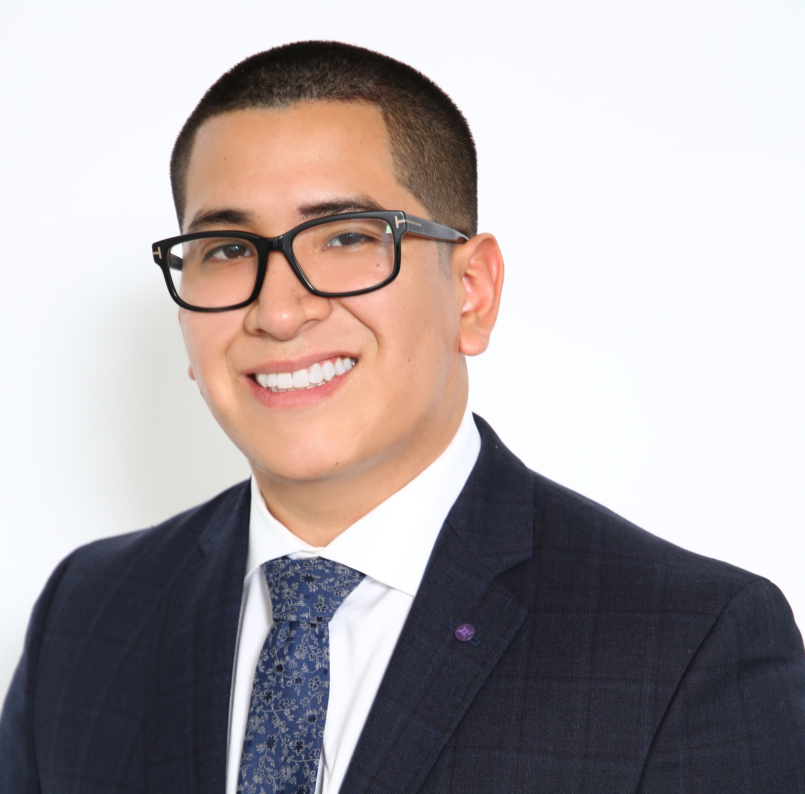 Jonathan Levano, in Encino, Pinnacle Estate Properties