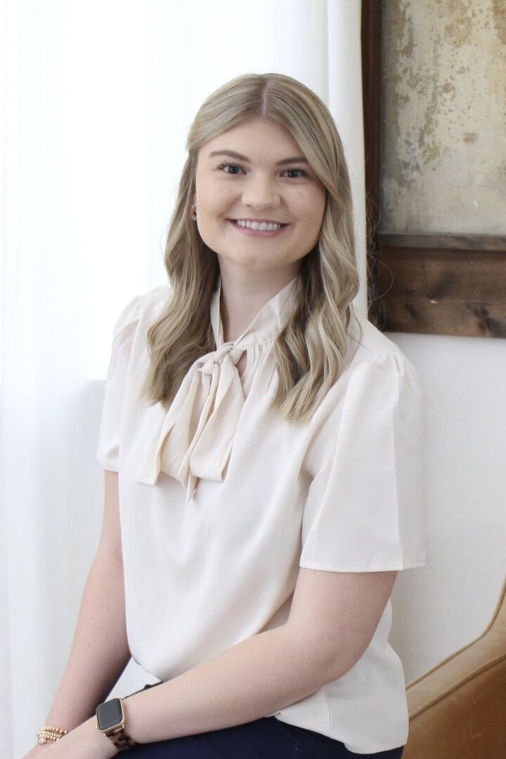 Reiley Borges, Real Estate Salesperson in Cincinnati, ERA Real Solutions Realty