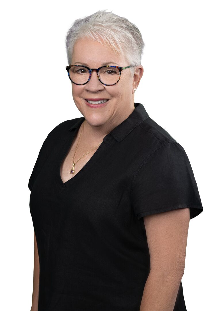 Donna Shanahan, Real Estate Salesperson in Murrieta, Associated Brokers Realty