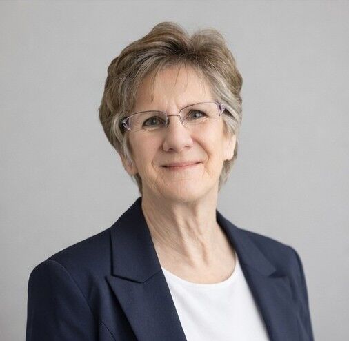 Janette Obert, Real Estate Broker in Peterborough, Coldwell Banker Electric Realty, Brokerage