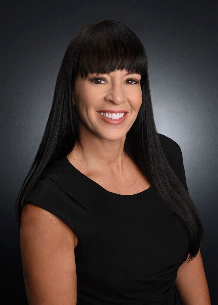 Monique Sola, Associate Real Estate Broker in Orlando, North East
