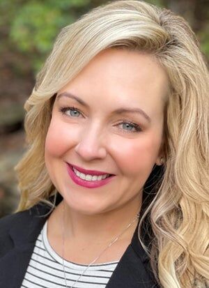 Kelly Chumley, Real Estate Salesperson in Canton, ERA Sunrise Realty