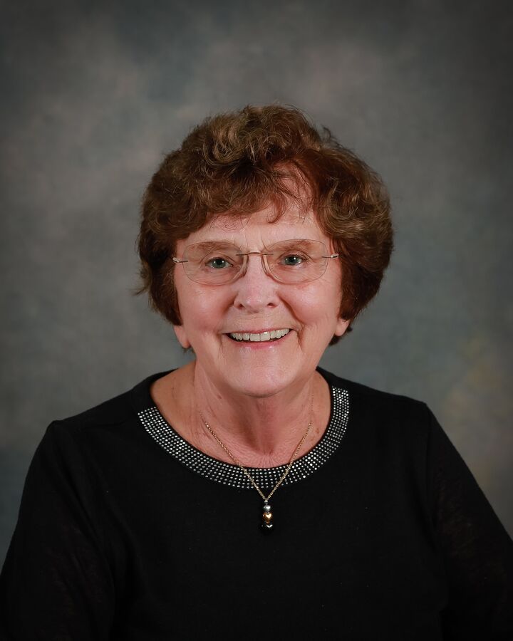 Linda Peters, Associate Broker in Meadville, ERA Richmond Real Estate Service