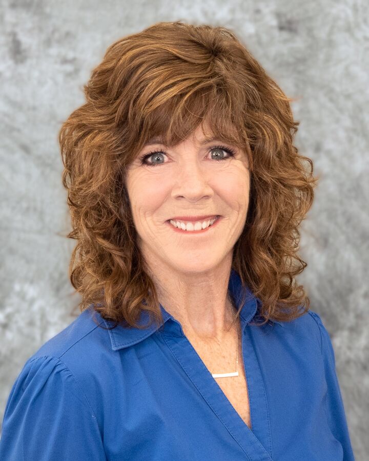 Patti Mangone, Real Estate Salesperson in Henderson, Americana