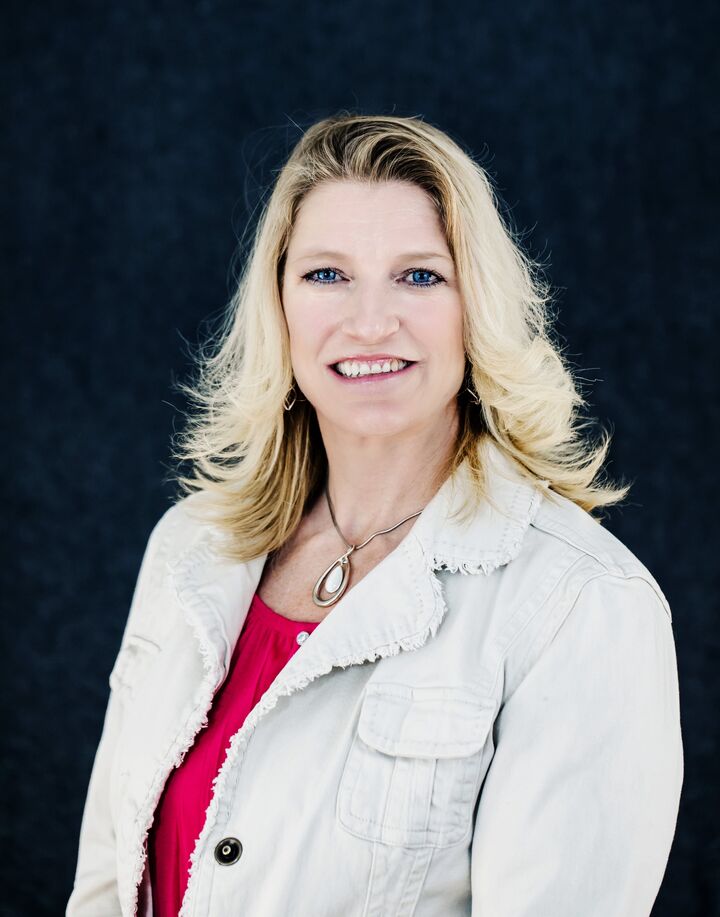 Denise Greisen, Real Estate Salesperson in Clackamas, North Homes Realty