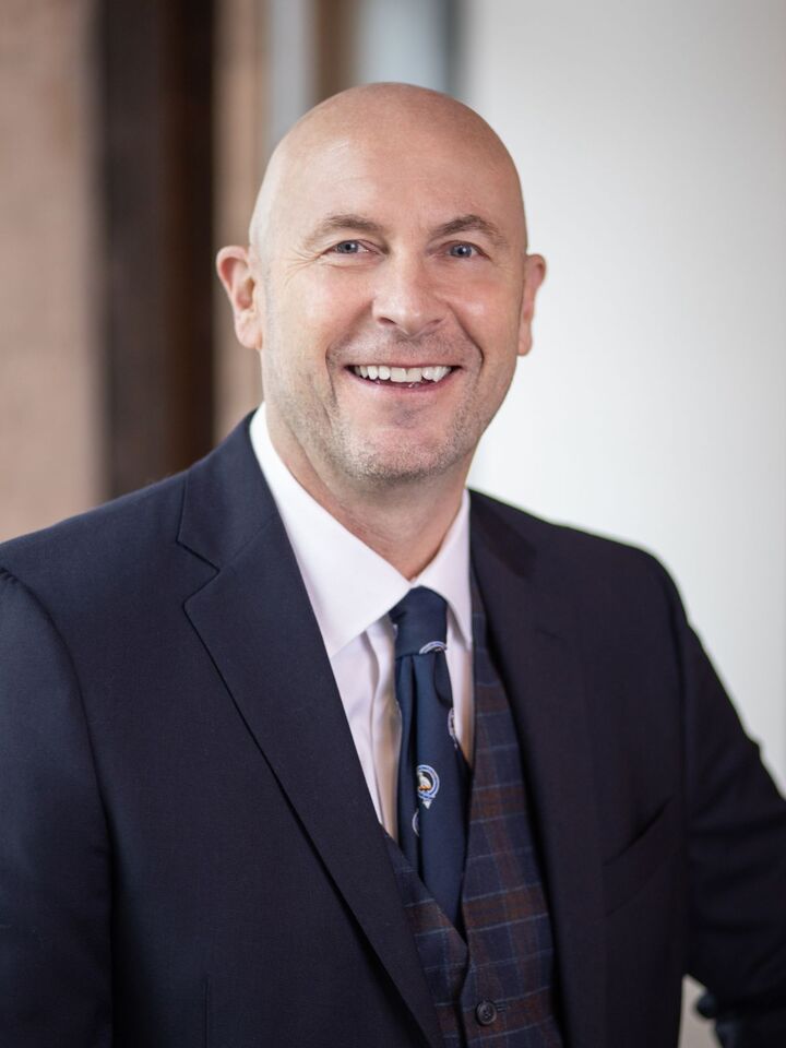 Andrew MacGillivray, Broker in Shoreline, Windermere