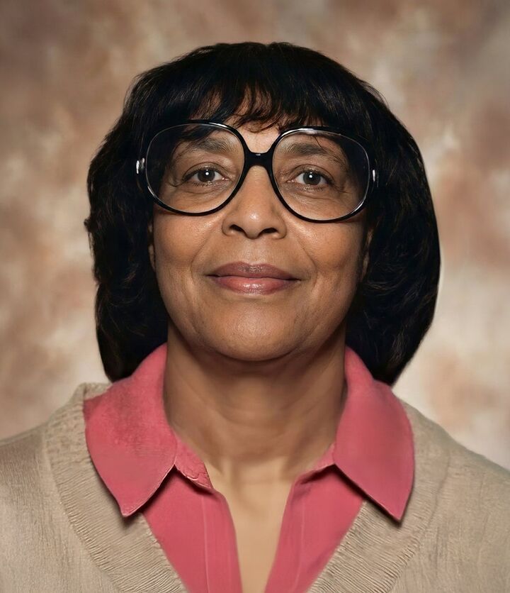 Camay Davis, Real Estate Salesperson in Waldorf, Premier