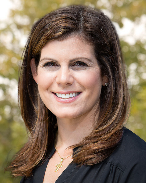 Jennifer Paulson, Realtor in Los Altos, Sereno