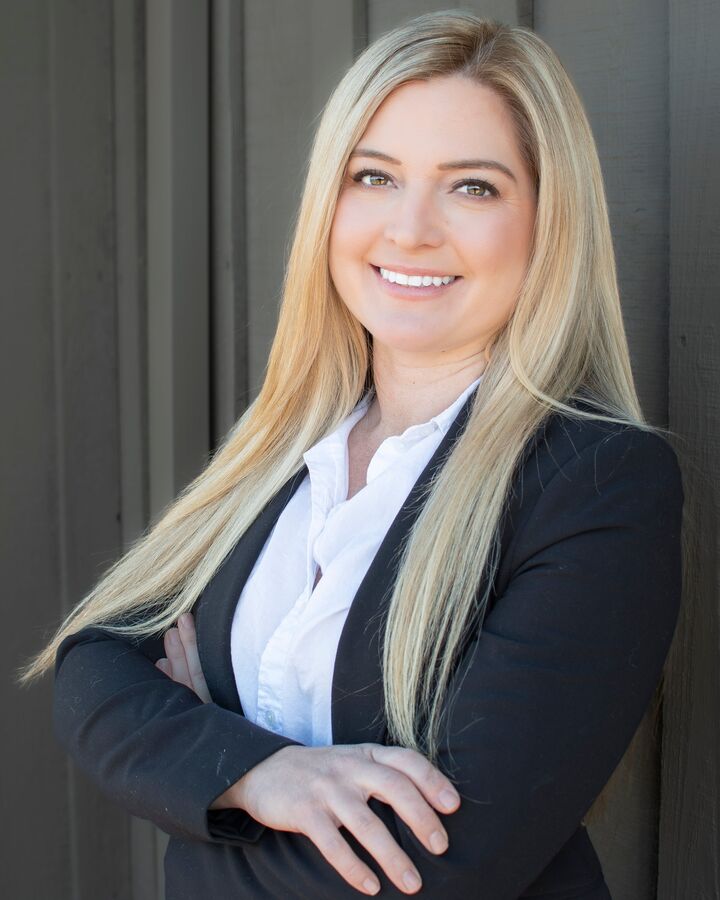 Whitney Seckora, Real Estate Salesperson in Ukiah, Mendo Realty