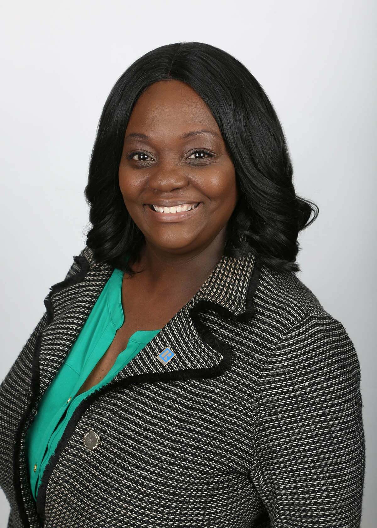 Chanda Webb, Real Estate Salesperson in Caldwell, Cedarcrest Realty, Inc.