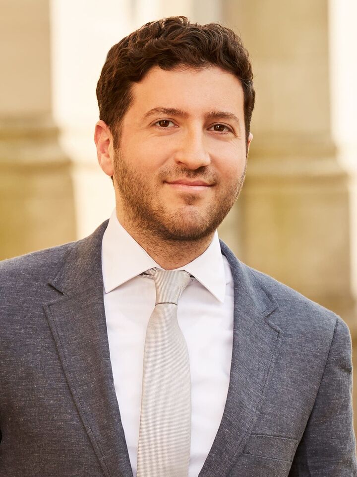 Charles Siegel, Real Estate Salesperson in New York, Corcoran Group