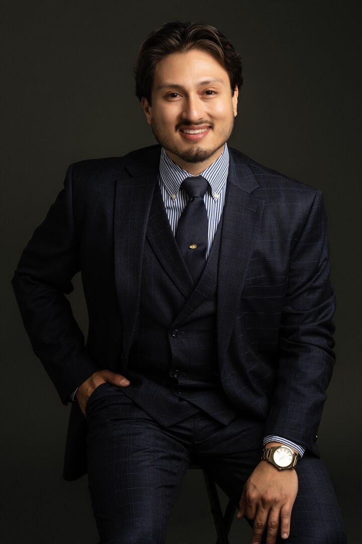 Rodolfo Luna, REALTOR® in Edmond, Paramount