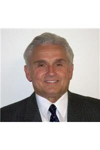 Bruno Ungania, Associate Real Estate Broker in Bethpage, Catapano Homes