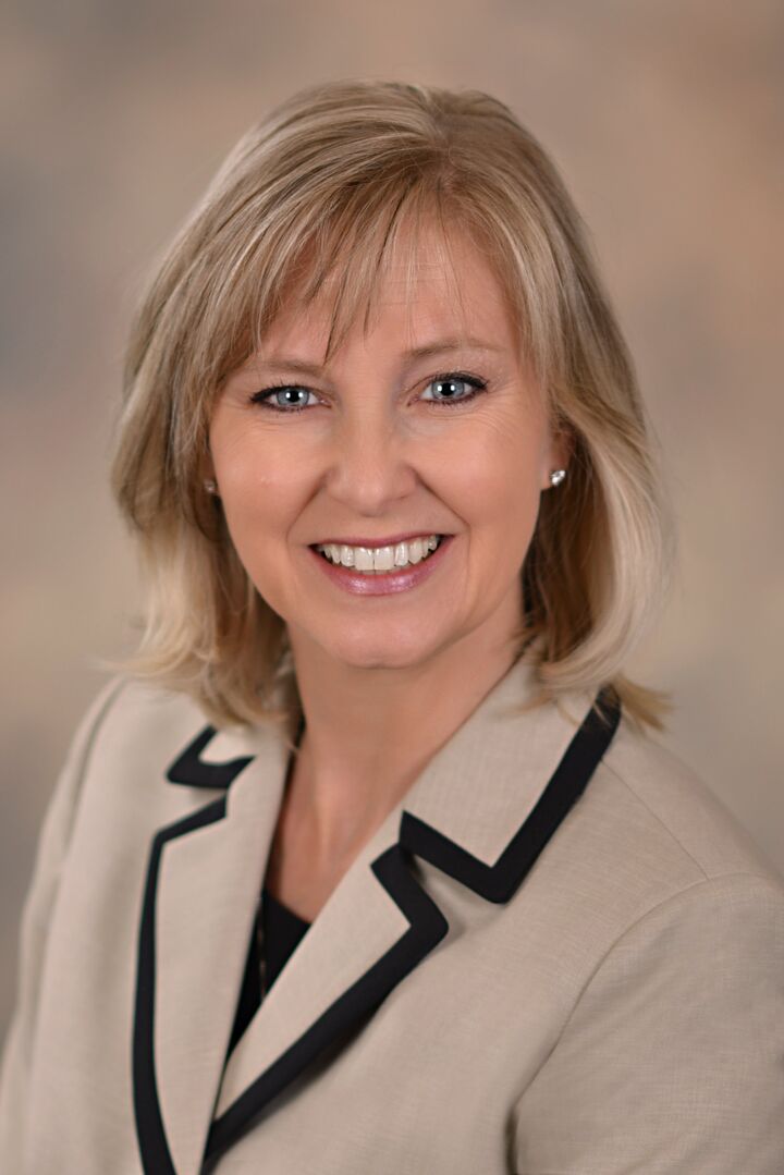 Robin Oakley, Real Estate Salesperson in Cumming, Results