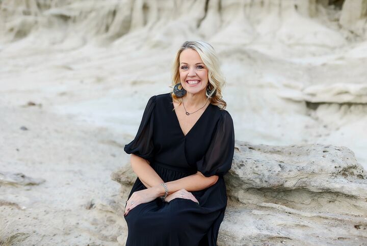 Angela Trevino, Real Estate Salesperson in Bakersfield, Select Real Estate, Inc.