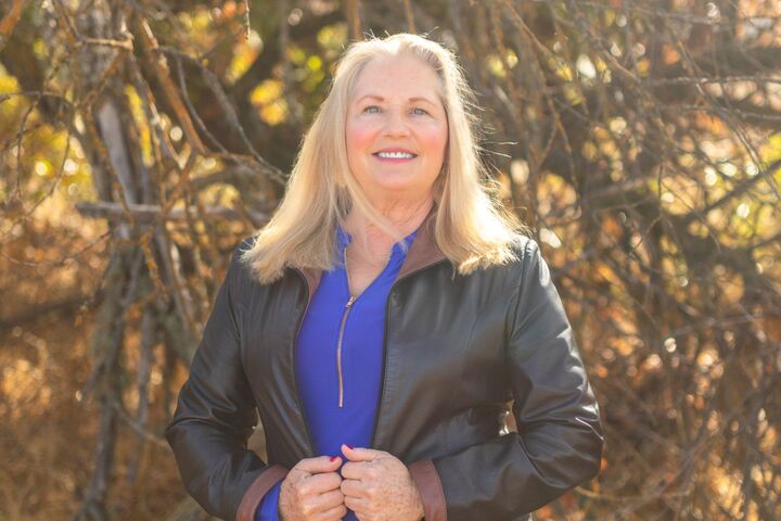 Jan Bewley, Associate Real Estate Broker in Paso Robles, Masters