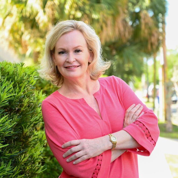 Julie Green, Real Estate Salesperson in Amelia Island, Miller Elite