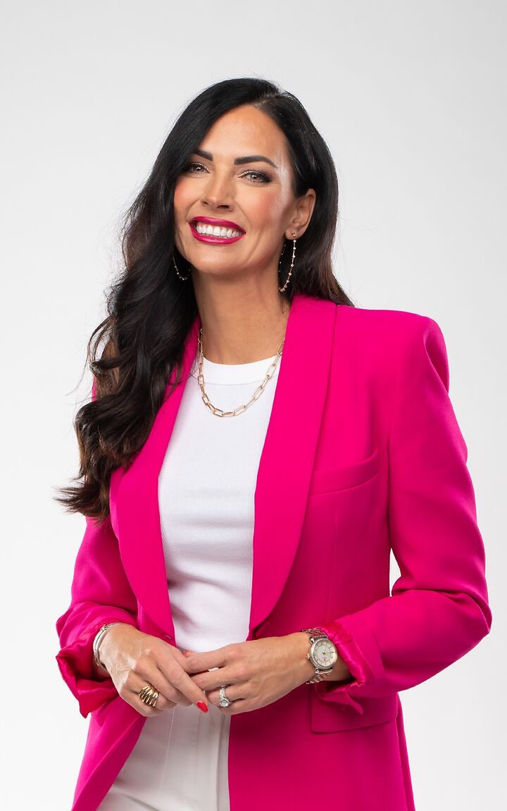 Lacy Watson,  in Saskatoon, Coldwell Banker Signature