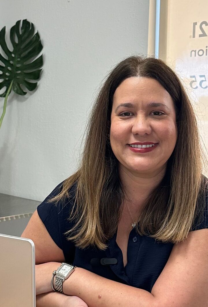 Sue Lorenzo,  in Miami, World Connection