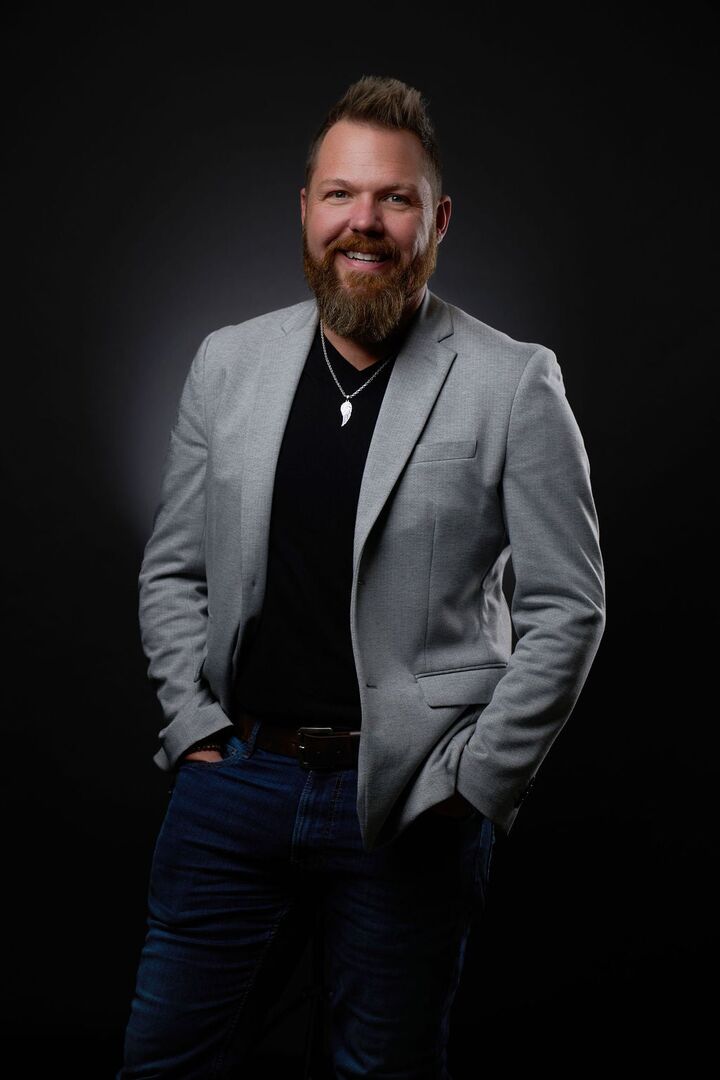 Joshua McGrath, Real Estate Broker/Owner in Cross Lanes, Central