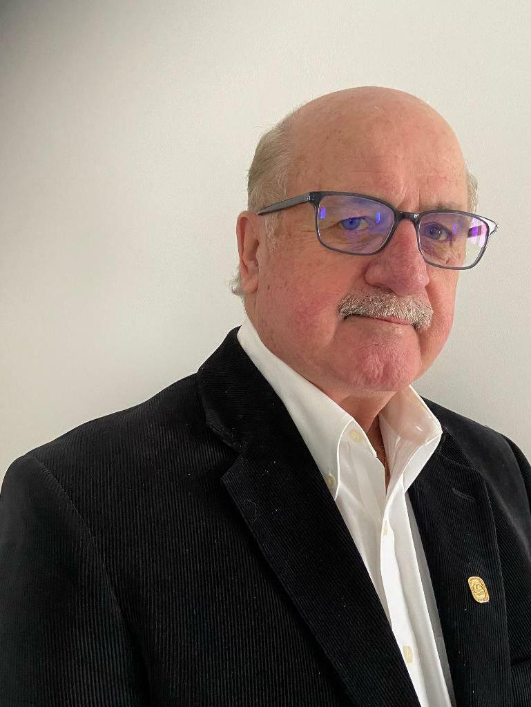 Lou Kelly, Broker in Innisfil, Coldwell Banker The Real Estate Centre, Brokerage