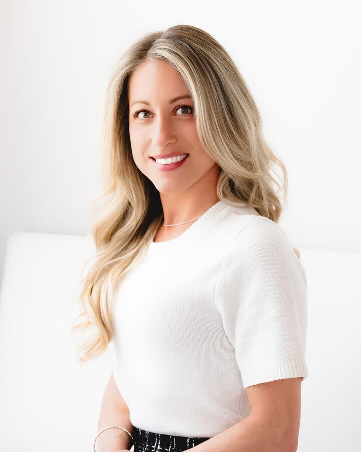 Sheena Buck, Real Estate Salesperson in Glastonbury, Executive Real Estate