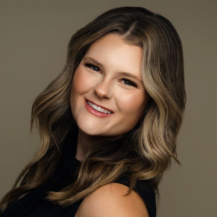 Kaili Frye, Real Estate Broker in Bloomington, Scheetz