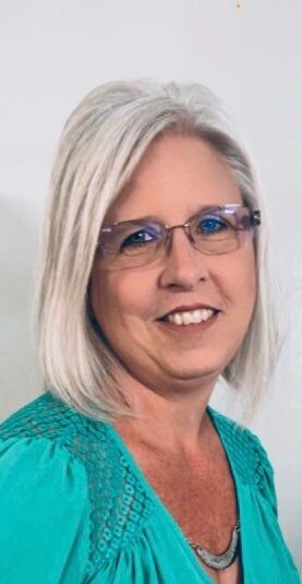 Angela Chestovich, Real Estate Salesperson in Alexandria, Rhodes Realty