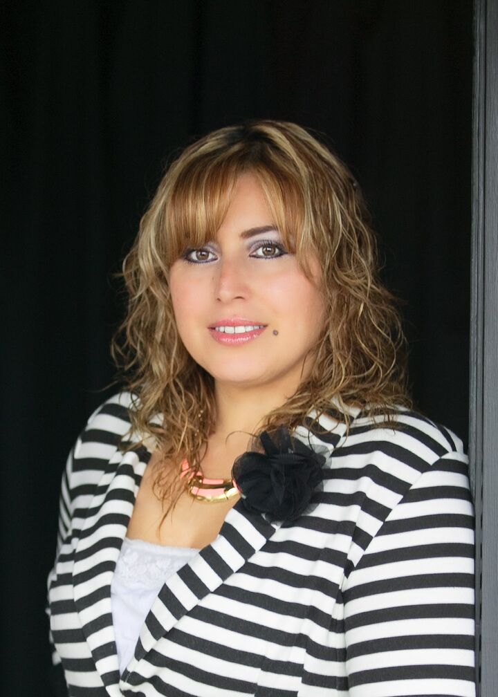 Veronica Ruelas, Real Estate Salesperson in Monterey, Masters