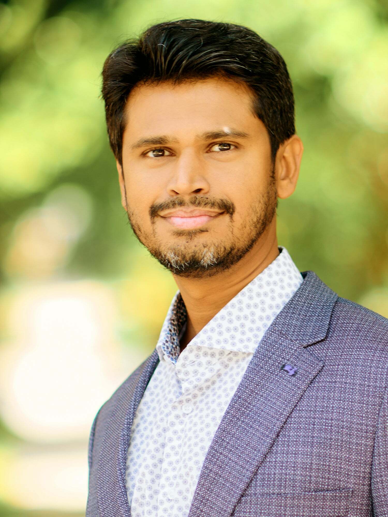 Rakesh Easwaran, Real Estate Salesperson in Washington, McEnearney