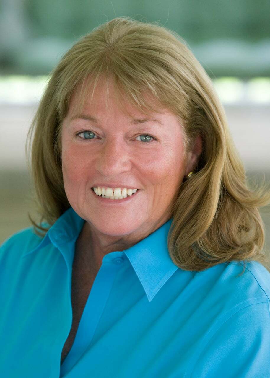 Linda Hollington, Real Estate Salesperson in Satellite Beach, Paradise
