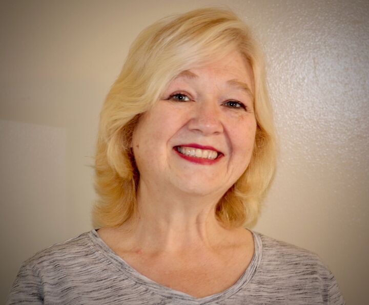 Denise Henderson, Real Estate Salesperson in Schererville, Circle