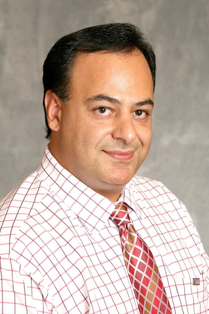 Carlo Gharibian, Real Estate Salesperson in Glendale, Hallmark Realty