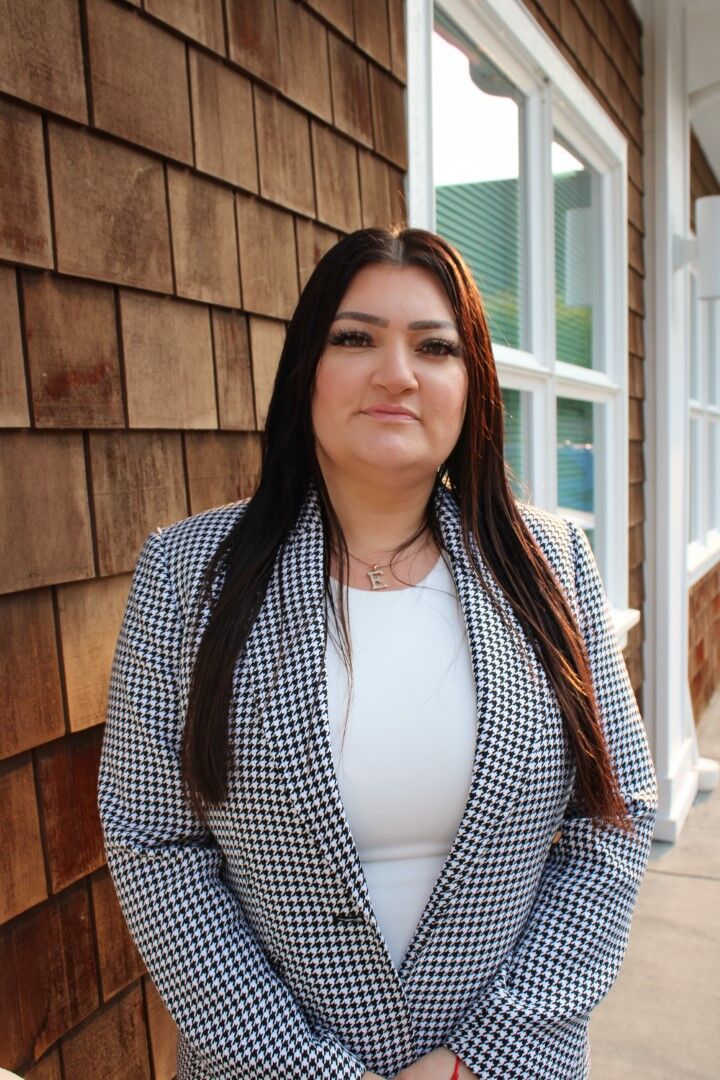 Liz Nunez, Front Desk Supervisor in Bellingham, Windermere