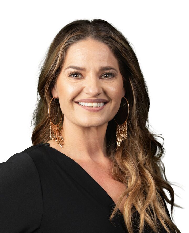 Rachel English,  in Sulphur Springs, First Group