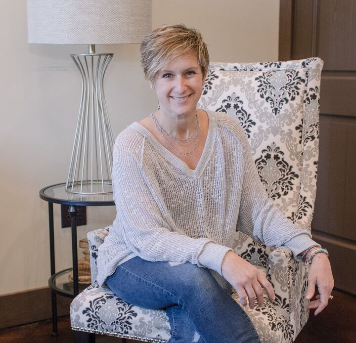 Jill Johnson, Real Estate Broker in Greenwood, Scheetz