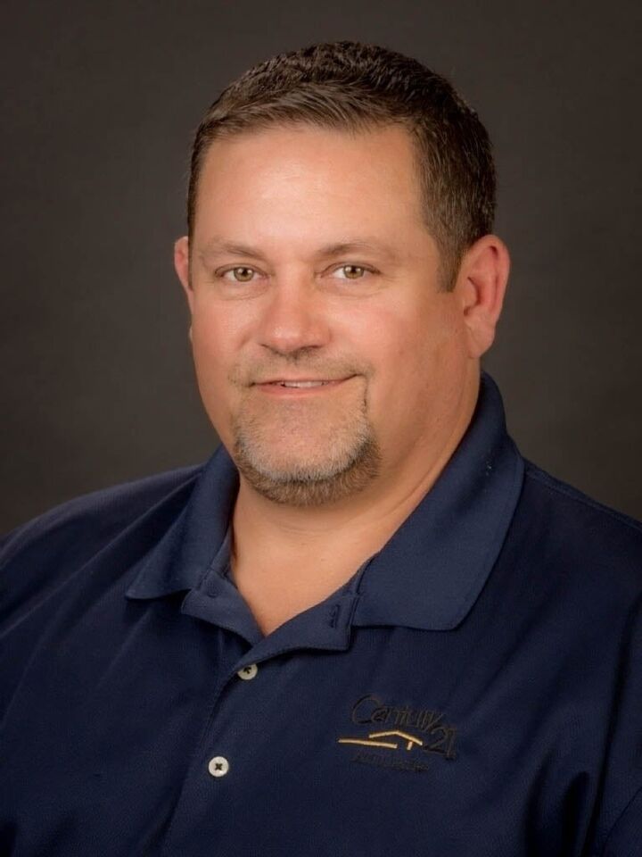 Steve Ksobiech, Associate Real Estate Broker in Delafield, Affiliated