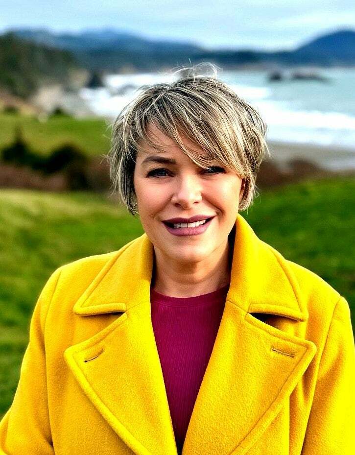 Misty Buchhalter, Real Estate Broker in Brookings, Agate Realty