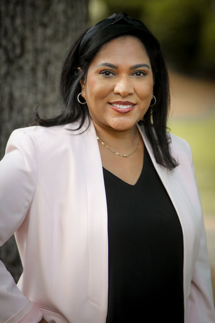 Devyani Sadaria, Real Estate Salesperson in Cary, Paracle