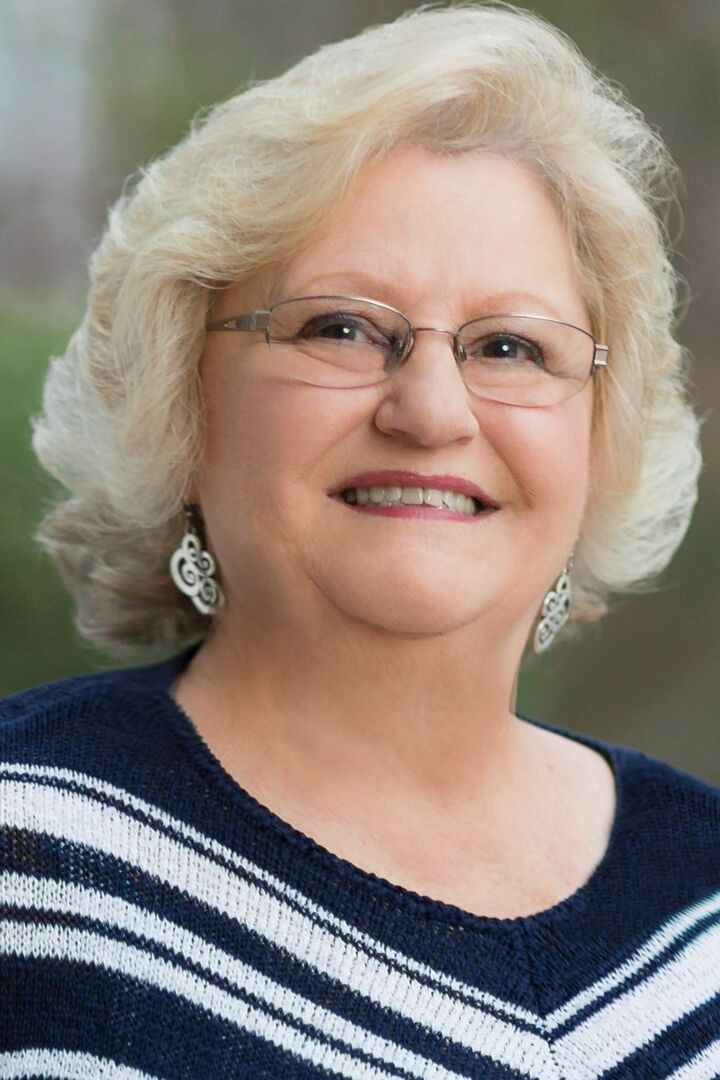 Sylvia Hutton, Associate Real Estate Broker in Valdosta, Anabasis Realty