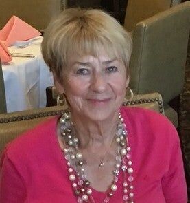 Bertie Hoyt,  in Lapeer, Professionals