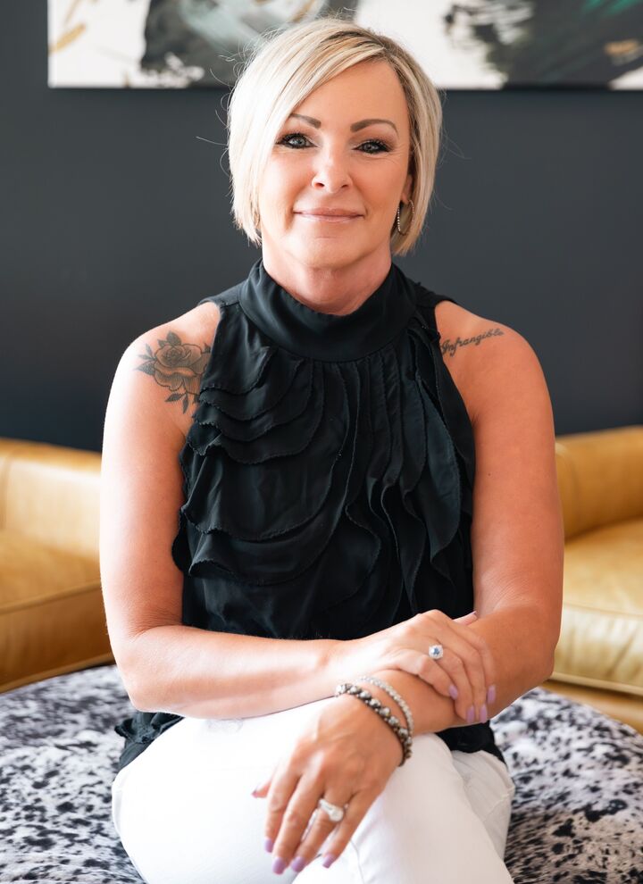 Tracie Weaver, Real Estate Salesperson in Omaha, The Good Life Group