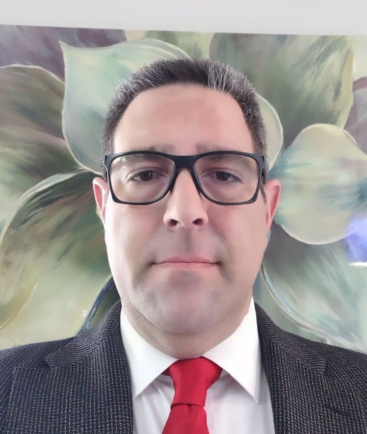 Alan Winfield, Real Estate Salesperson in Las Vegas, Americana