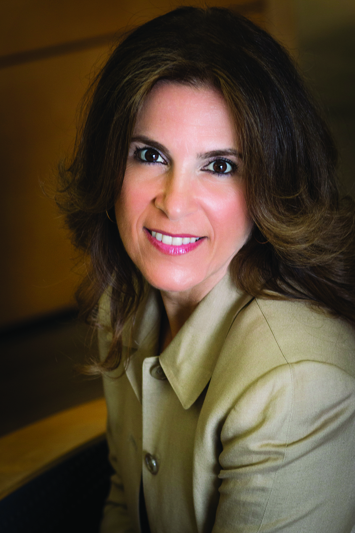 Carolyn Kureghian, Realtor in Northridge, Pinnacle Estate Properties