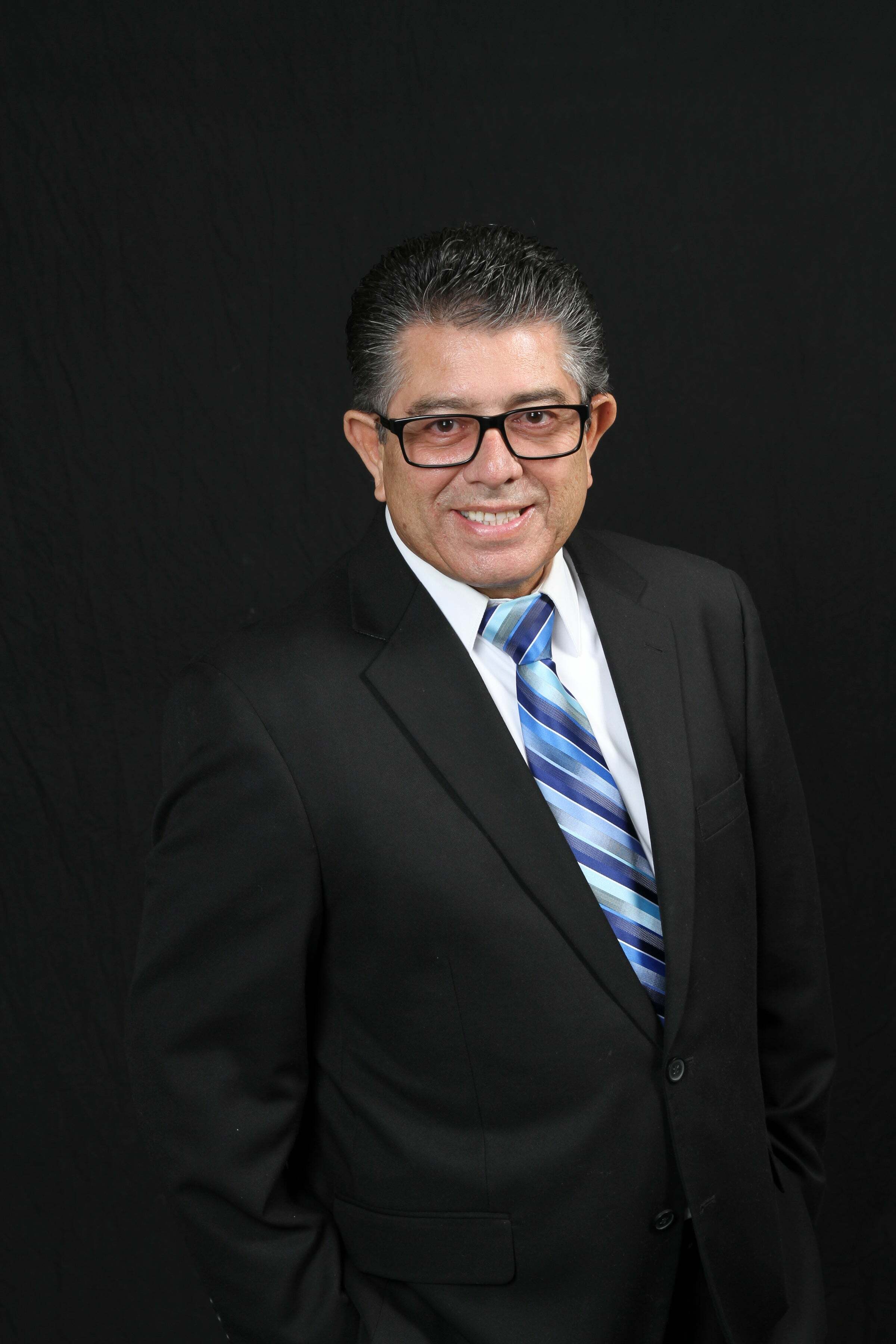Jose Salguero, Real Estate Salesperson in Downey, Real Estate Alliance